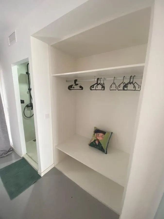 Hug Hotel2022 El Carrer del Canonge Espagne