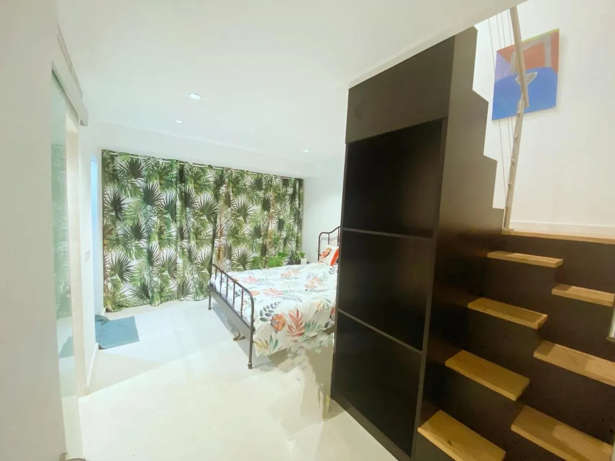 Hug Hotel2022 El Carrer del Canonge