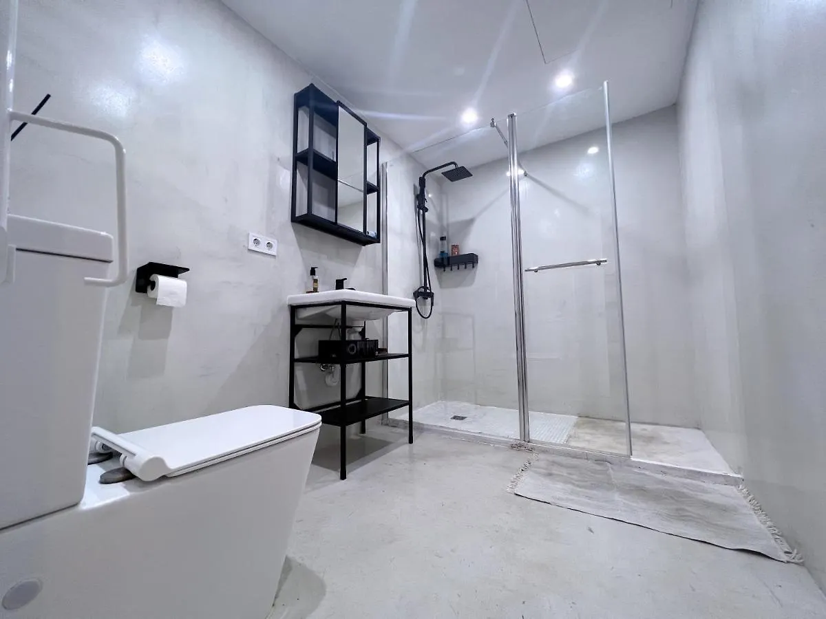 Hug Hotel2022 El Carrer del Canonge