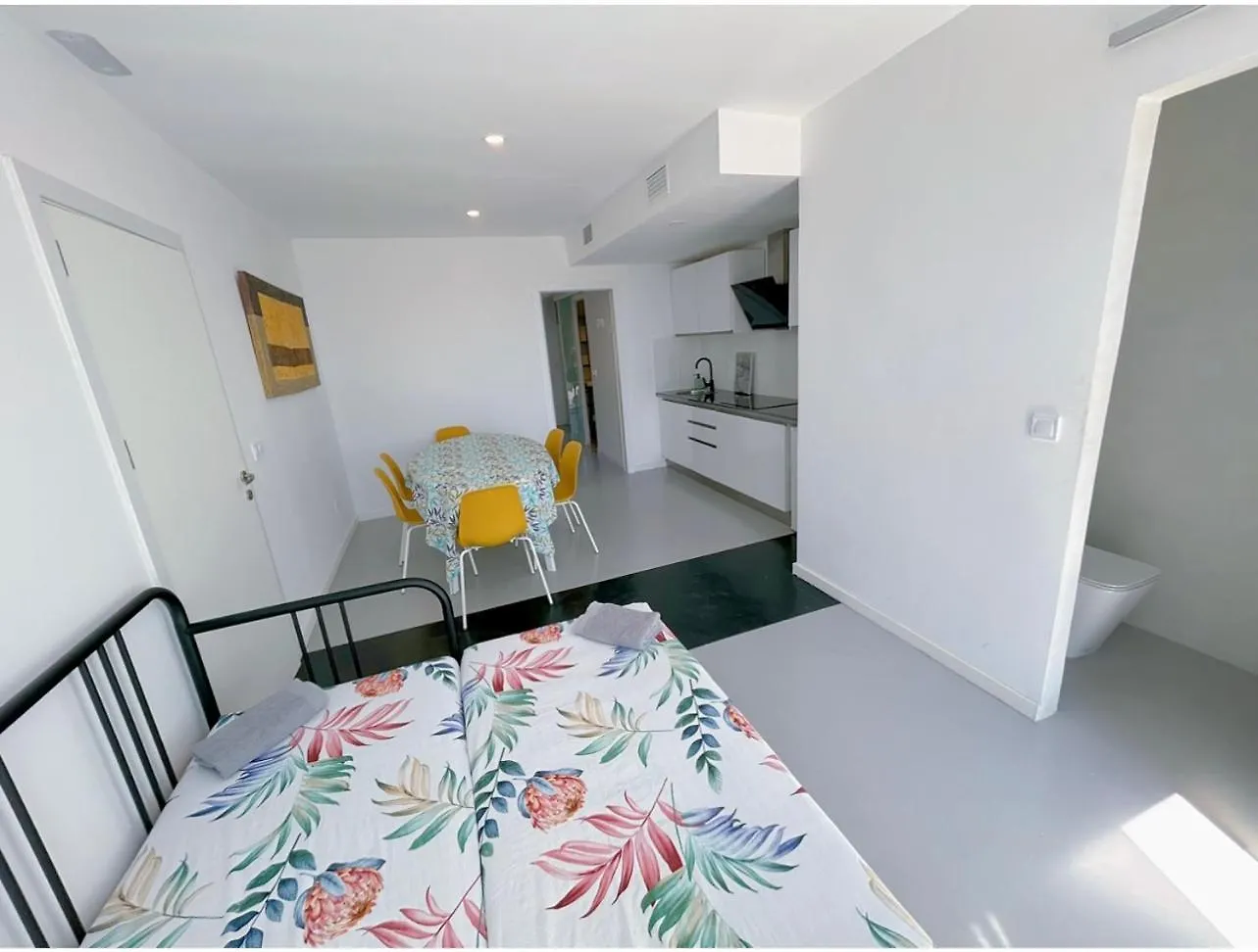 Hug Hotel2022 El Carrer del Canonge 0*,