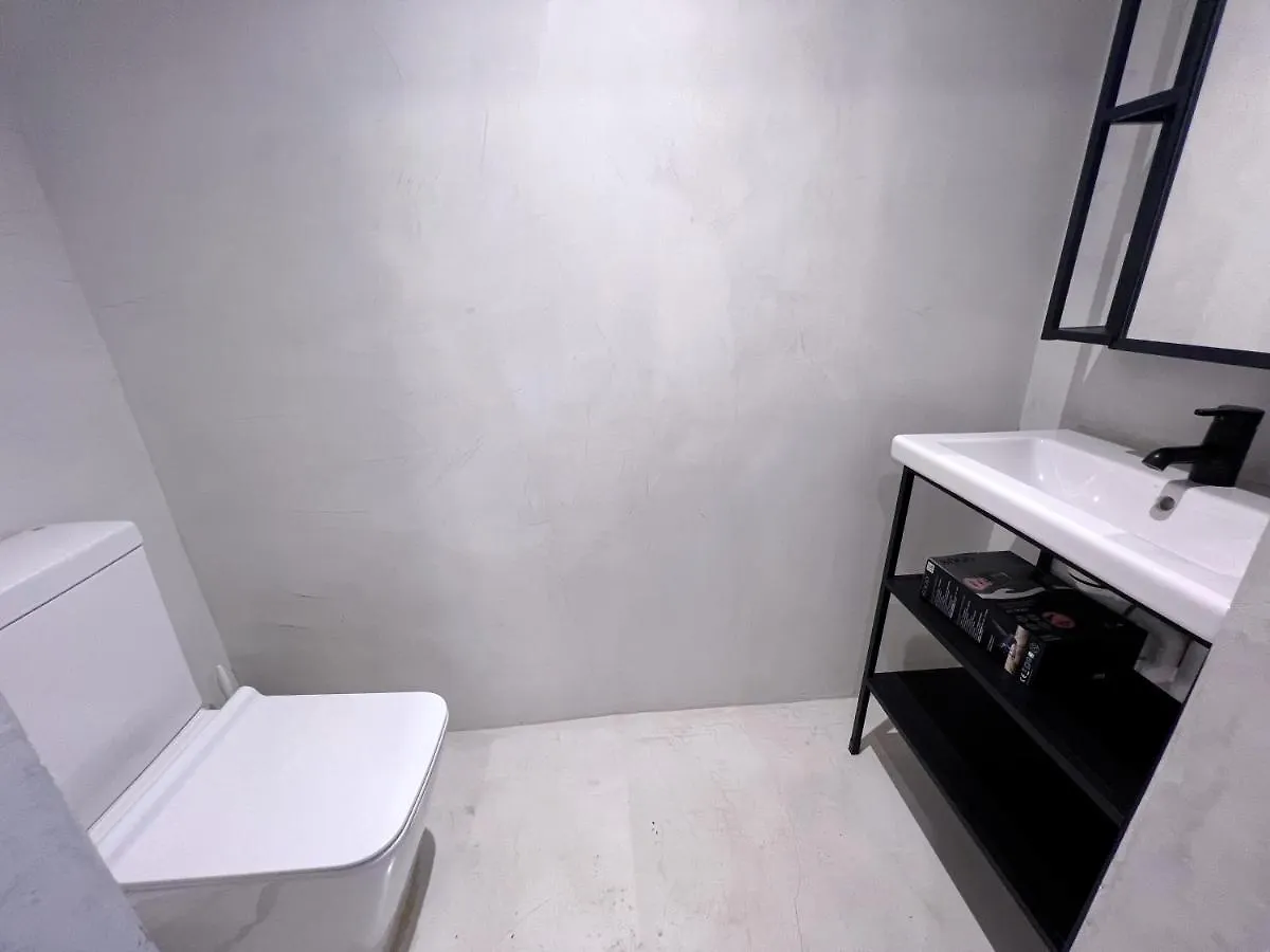 Aparthotel Hug Hotel2022 El Carrer del Canonge